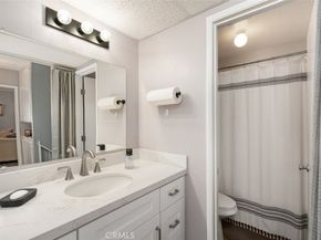 7320 Lennox F7, Van Nuys CA 91405