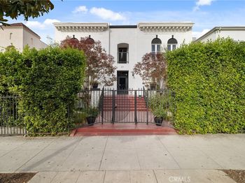 211 S Berendo Street