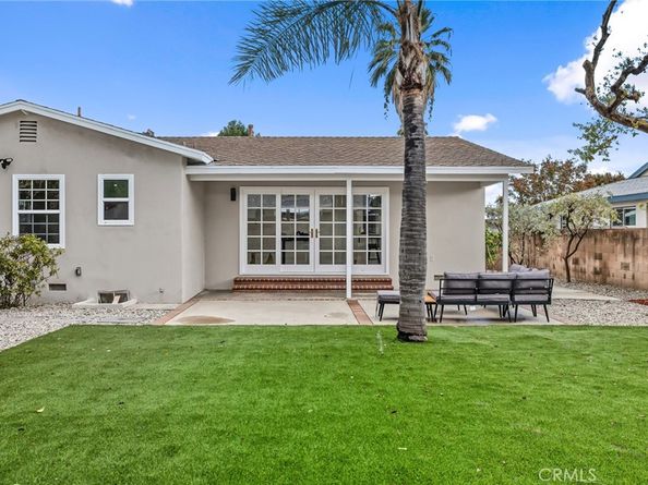 9233 Swinton Avenue, North Hills CA 91343