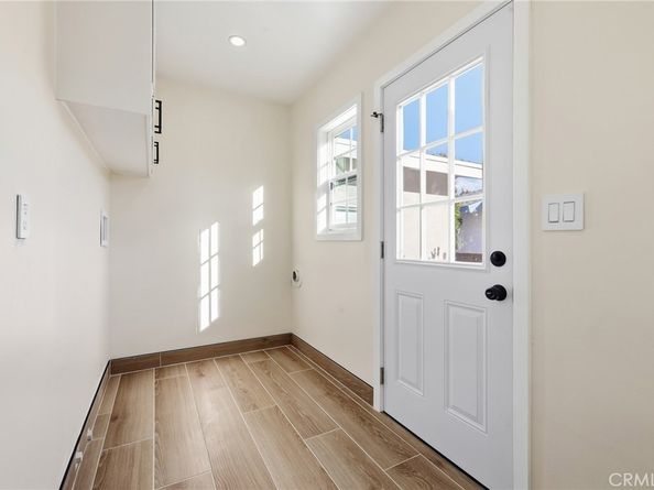 9233 Swinton Avenue, North Hills CA 91343