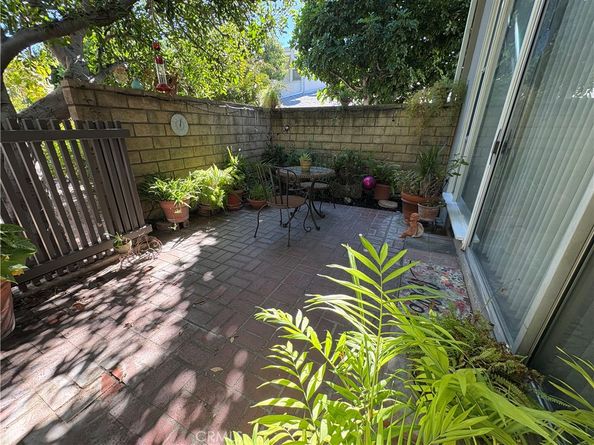 4256 W Kling Street, Burbank CA 91505