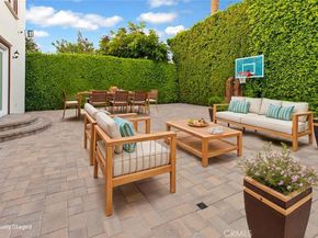 4818 Lemonas Avenue, Sherman Oaks CA 91403