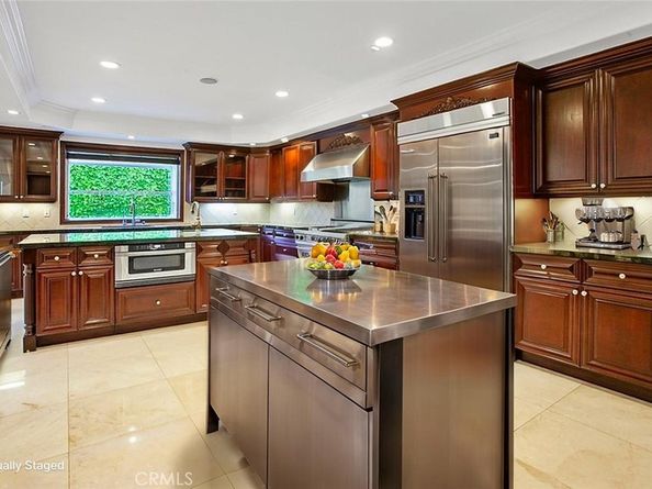 4818 Lemonas Avenue, Sherman Oaks CA 91403