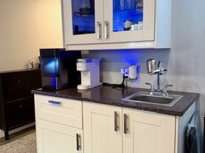 5291 Colodny Drive 5, Agoura Hills CA 91301