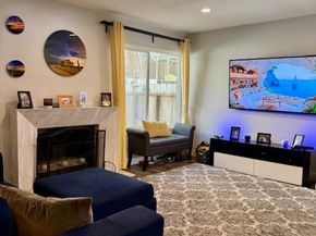 5291 Colodny Drive 5, Agoura Hills CA 91301