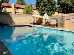 5291 Colodny Drive 5, Agoura Hills CA 91301