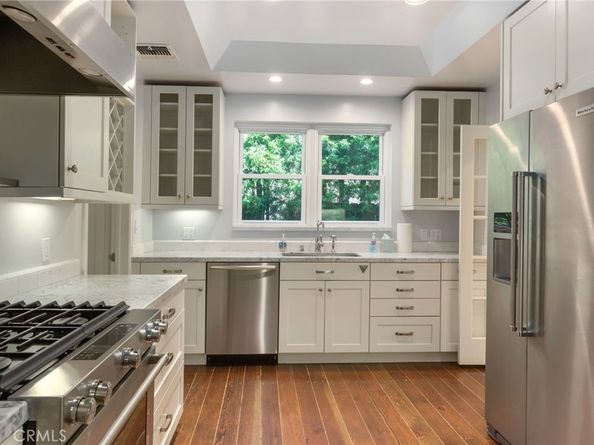 12139 Hollyglen Place, Studio City CA 91604