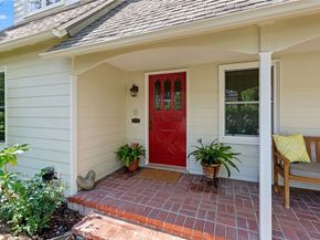 12139 Hollyglen Place, Studio City CA 91604