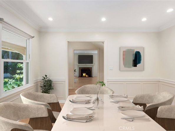 12139 Hollyglen Place, Studio City CA 91604