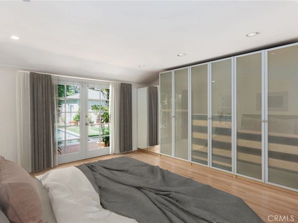 12139 Hollyglen Place, Studio City CA 91604