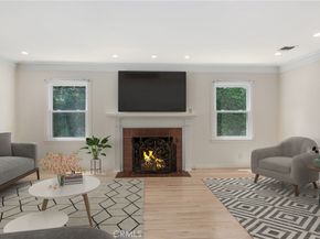 12139 Hollyglen Place, Studio City CA 91604