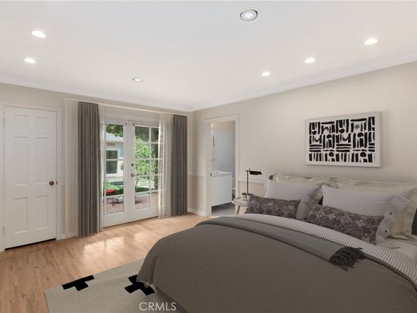 12139 Hollyglen Place, Studio City CA 91604