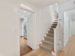 12139 Hollyglen Place, Studio City CA 91604