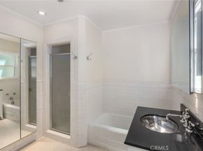 12139 Hollyglen Place, Studio City CA 91604