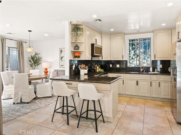11145 Sunshine Terrace 101, Studio City CA 91604