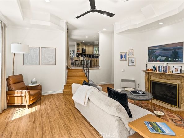 11145 Sunshine Terrace 101, Studio City CA 91604