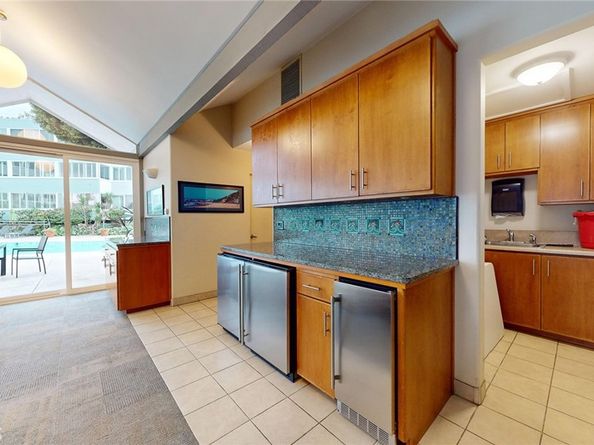 649 Paseo De La Playa 303, Redondo Beach CA 90277