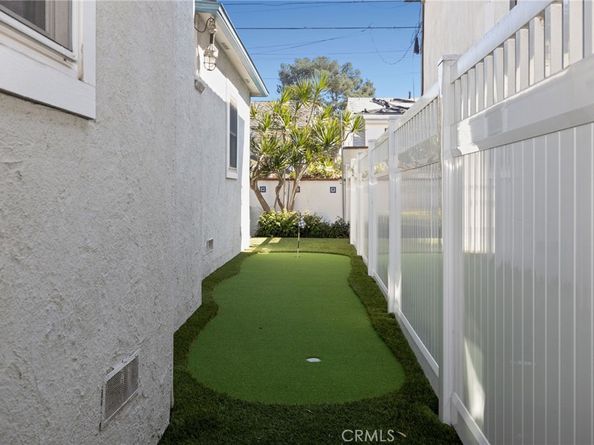3528 Pacific Avenue, Manhattan Beach CA 90266