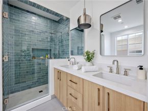 2420 Ives Lane B, Redondo Beach CA 90278