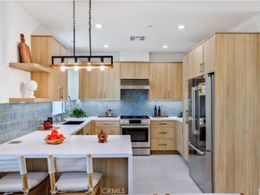 2420 Ives Lane B, Redondo Beach CA 90278