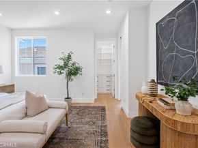 2420 Ives Lane B, Redondo Beach CA 90278