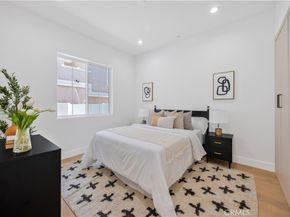 2420 Ives Lane B, Redondo Beach CA 90278