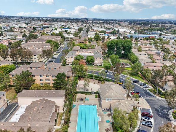 25524 Bayside Pl, Harbor City CA 90710