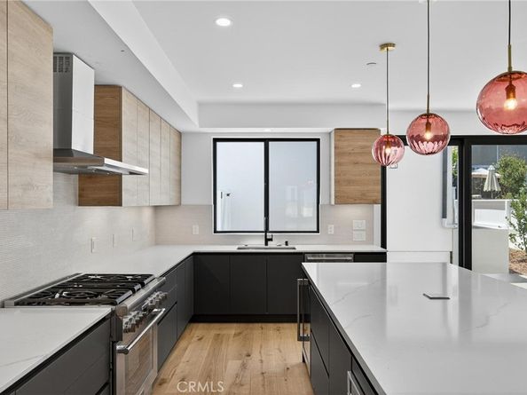 1011 S Prospect Avenue, Redondo Beach CA 90277