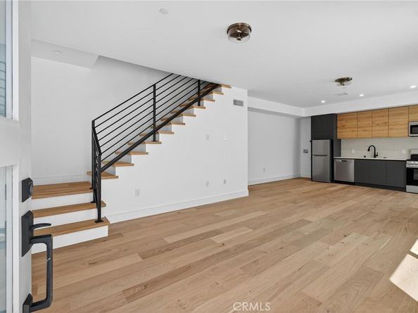 1011 S Prospect Avenue, Redondo Beach CA 90277