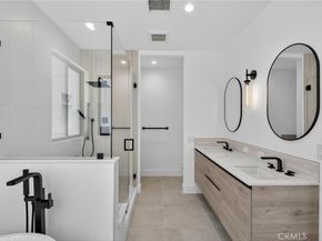 1011 S Prospect Avenue, Redondo Beach CA 90277