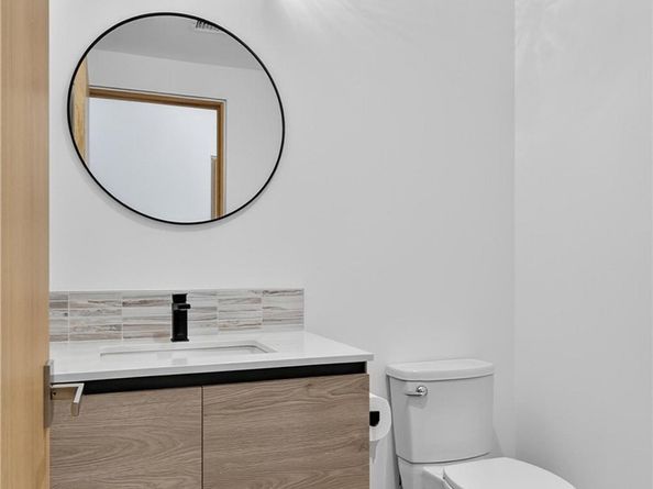 1011 S Prospect Avenue, Redondo Beach CA 90277
