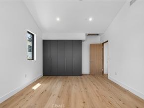 1011 S Prospect Avenue, Redondo Beach CA 90277