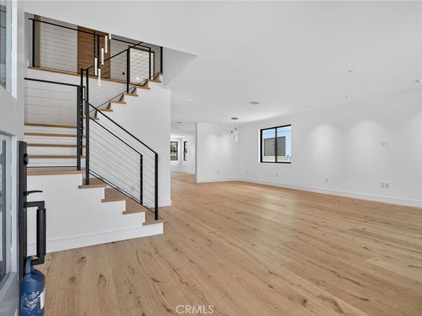 1011 S Prospect Avenue, Redondo Beach CA 90277