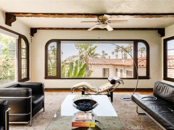 7 37th Place, Long Beach CA 90803