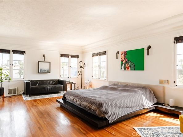 7 37th Place, Long Beach CA 90803