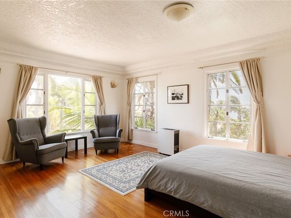 7 37th Place, Long Beach CA 90803