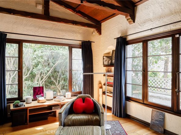 7 37th Place, Long Beach CA 90803