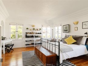 7 37th Place, Long Beach CA 90803