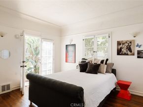 7 37th Place, Long Beach CA 90803