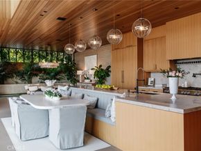 100 N Dianthus Street, Manhattan Beach CA 90266