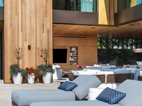 100 N Dianthus Street, Manhattan Beach CA 90266