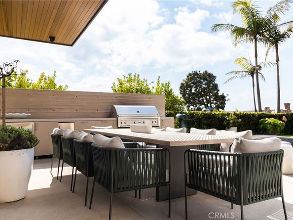 100 N Dianthus Street, Manhattan Beach CA 90266