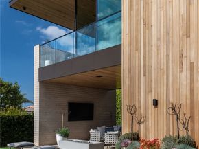 100 N Dianthus Street, Manhattan Beach CA 90266