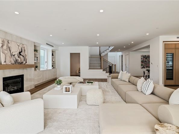 711 N Dianthus Street, Manhattan Beach CA 90266