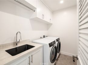 711 N Dianthus Street, Manhattan Beach CA 90266