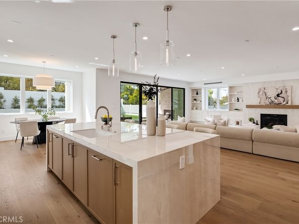 711 N Dianthus Street, Manhattan Beach CA 90266