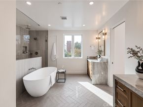 711 N Dianthus Street, Manhattan Beach CA 90266