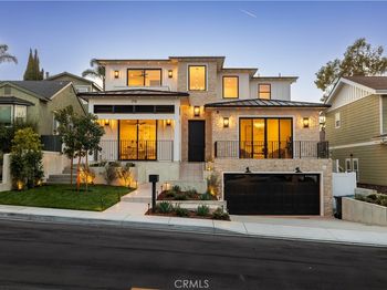 711 N Dianthus Street