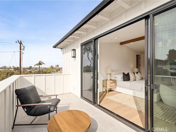 711 N Dianthus Street, Manhattan Beach CA 90266