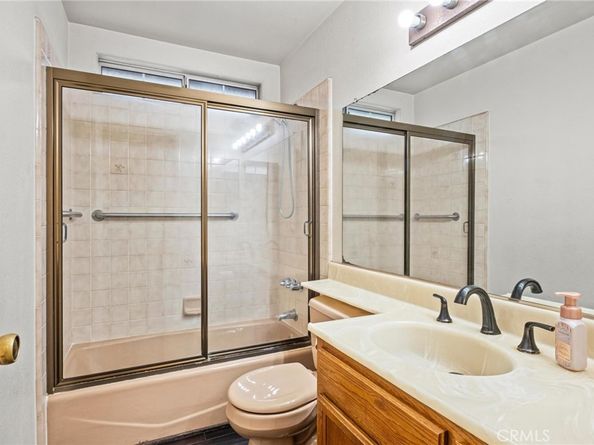 5048 W 121st Street, Hawthorne CA 90250